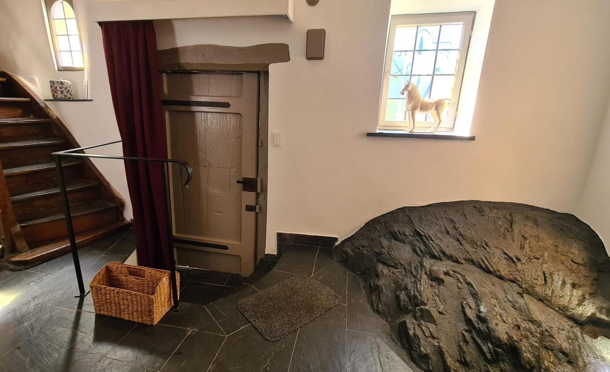 Moselperle- Urlaub Im Historischen Fachwerkhaeuschen Appartement Bullay Buitenkant foto